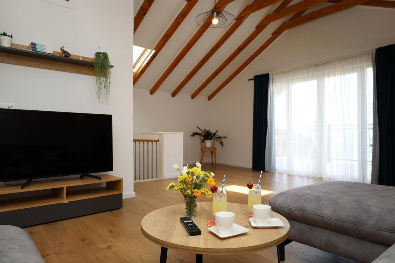 Holiday House Nono Sumartin Dış mekan fotoğraf