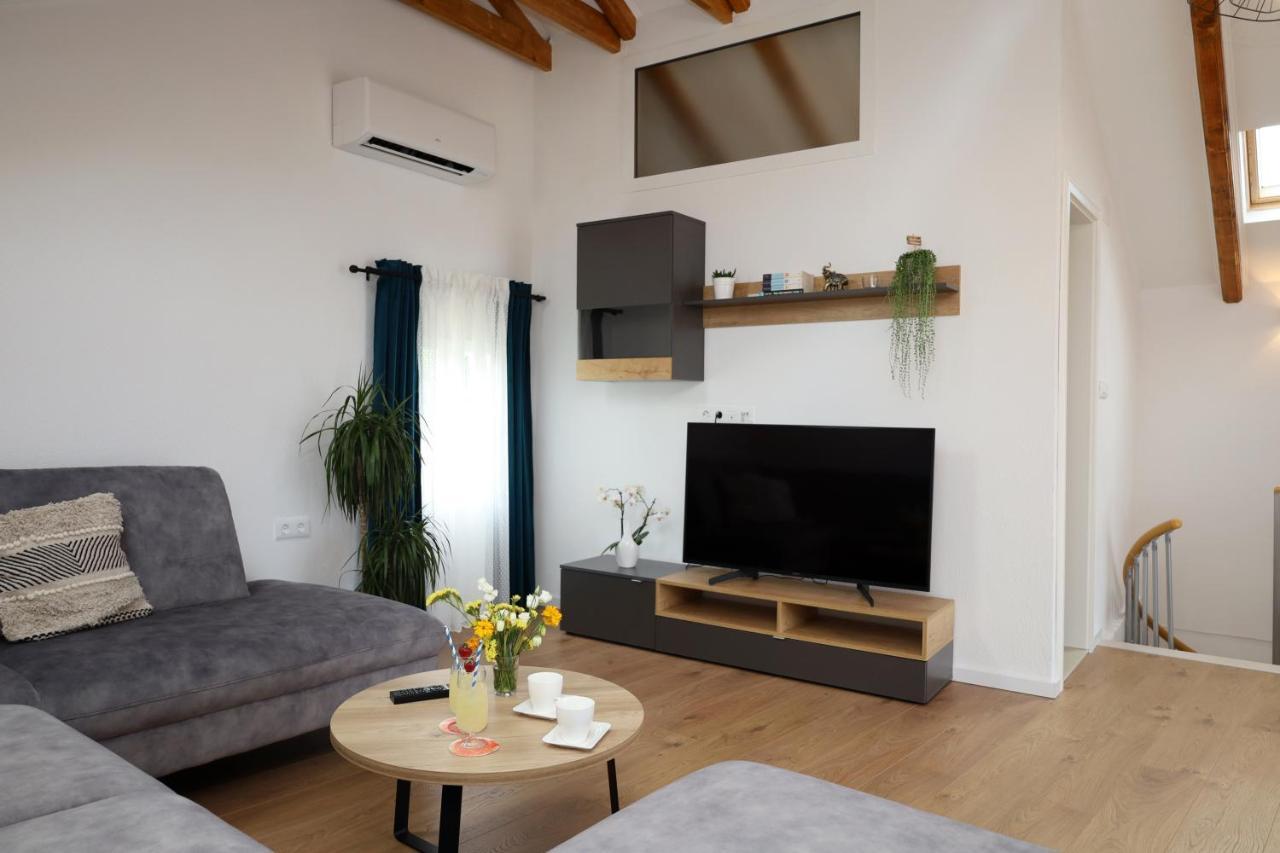 Holiday House Nono Sumartin Dış mekan fotoğraf