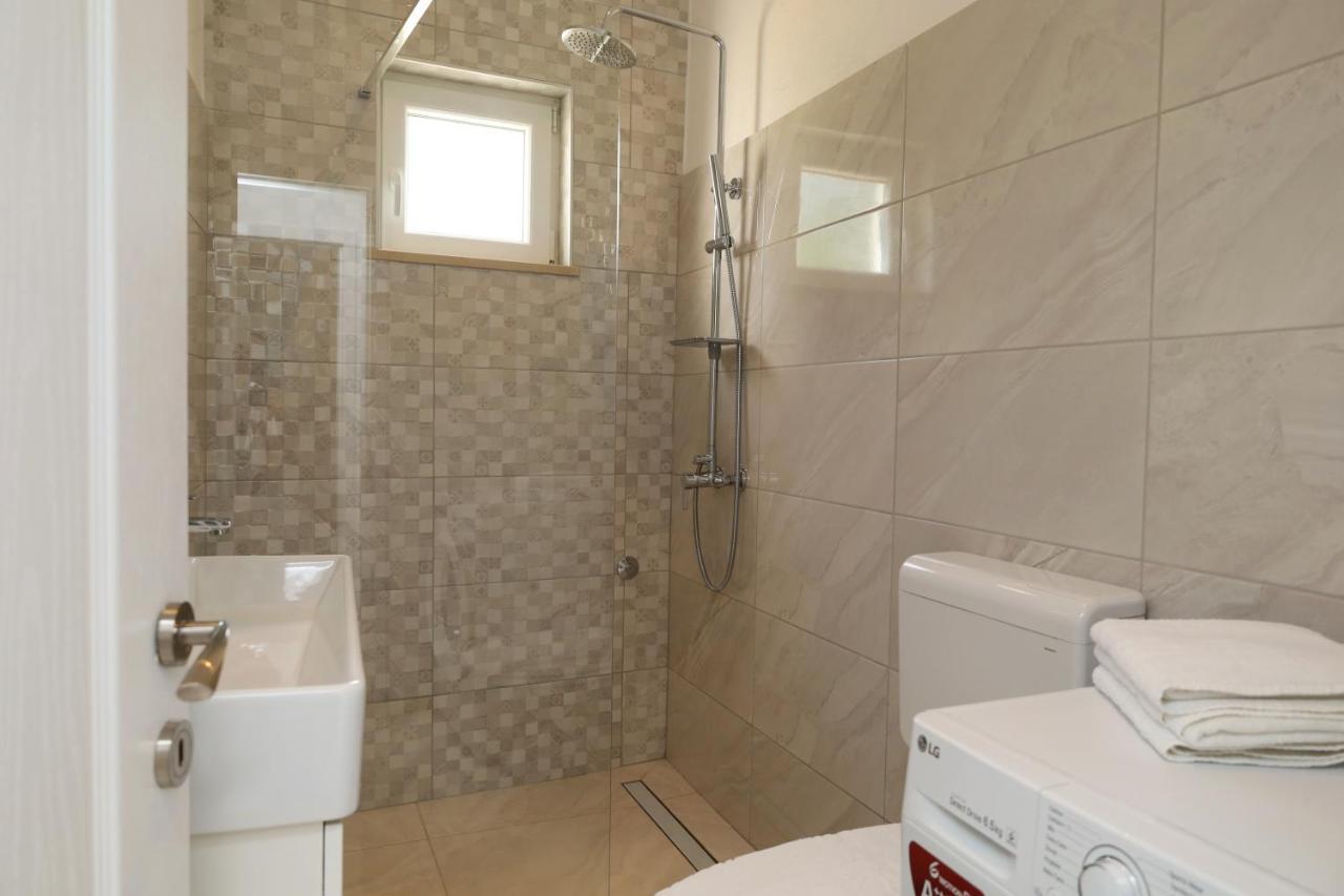 Holiday House Nono Sumartin Dış mekan fotoğraf